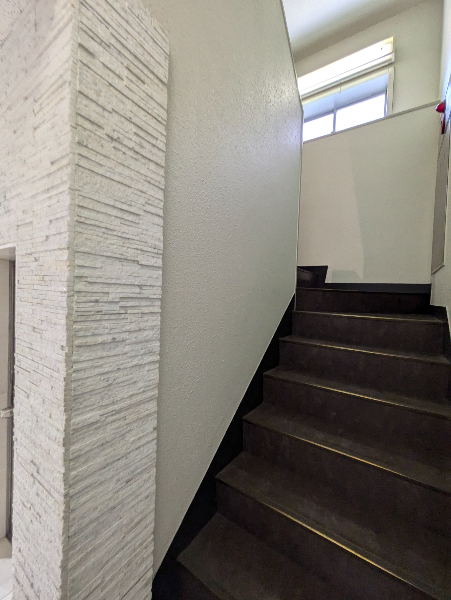 v20250427003014/fresh/building/J00100390825_5