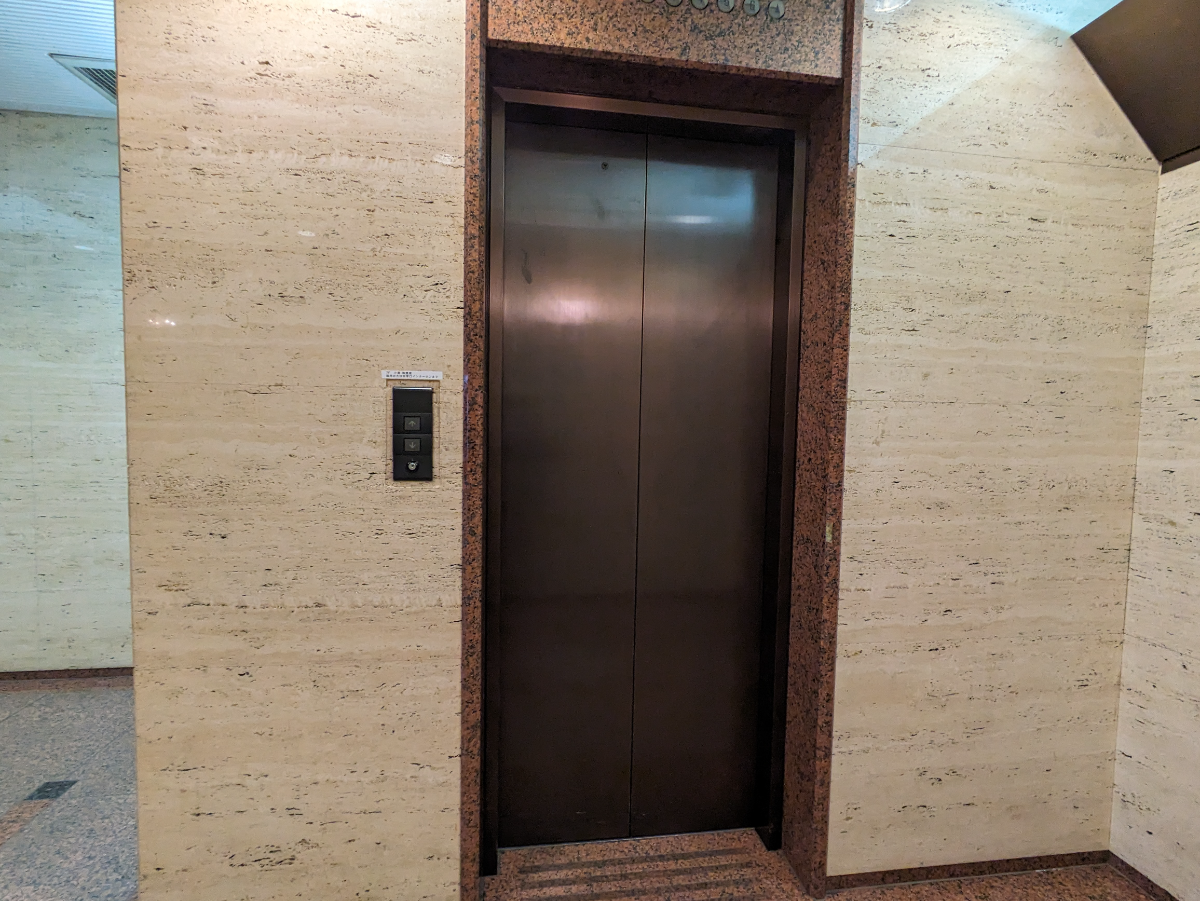 v20250427003014/fresh/building/J00100392245_4