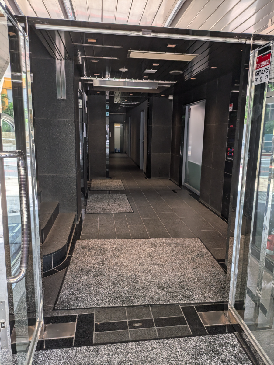 v20250427003014/fresh/building/J00100392277_3
