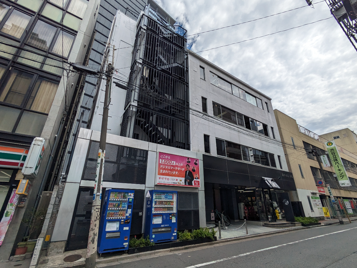 v20250427003014/fresh/building/J00100392290_9