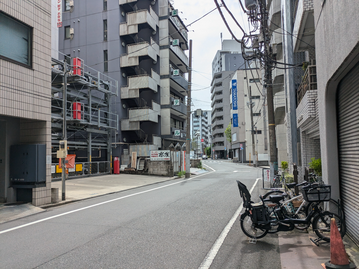 v20250427003015/fresh/building/J00100389258_14