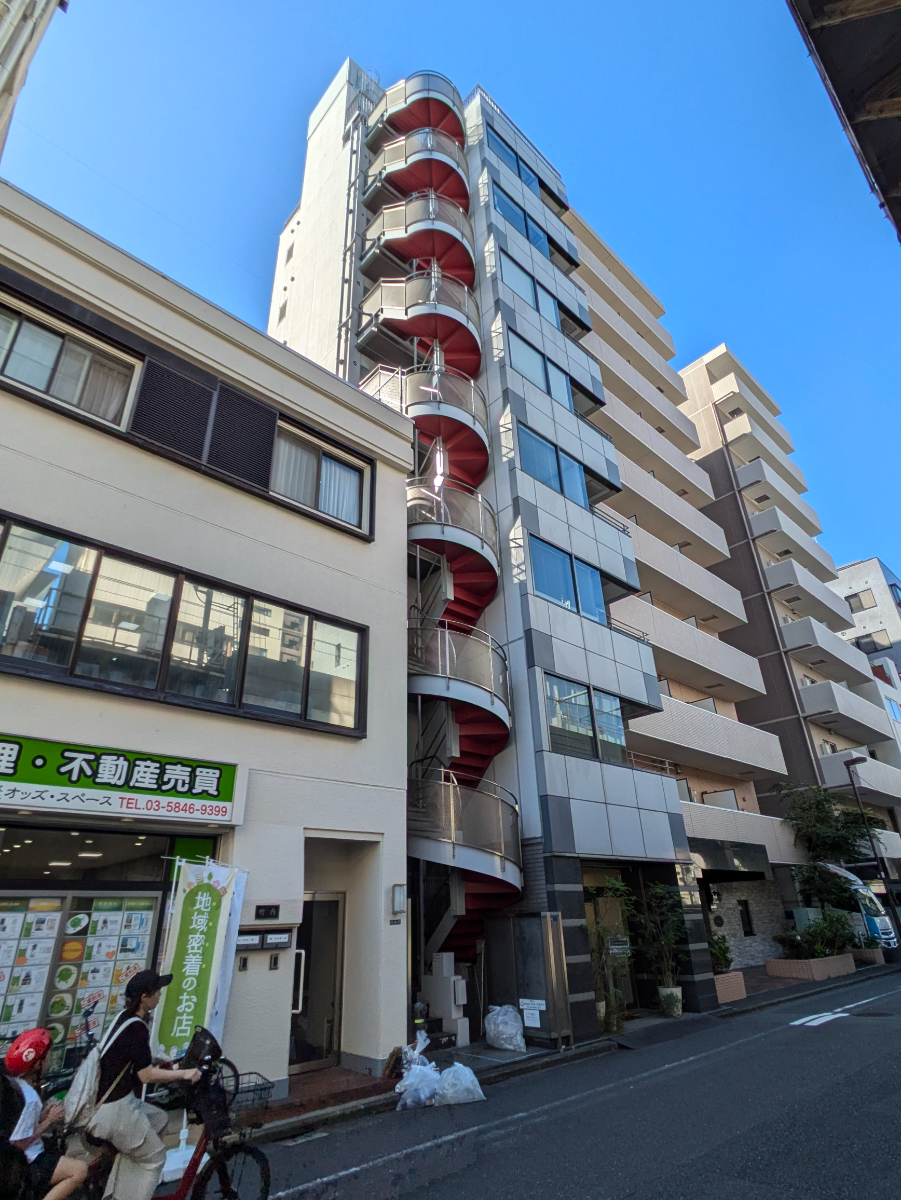 v20250427003015/fresh/building/J00100389403_6