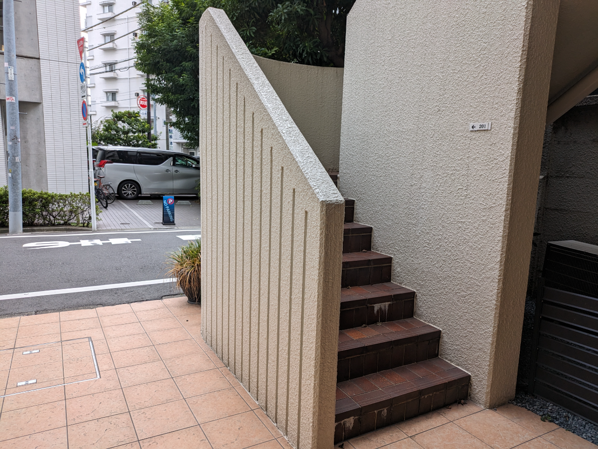v20250427003015/fresh/building/J00100389498_17