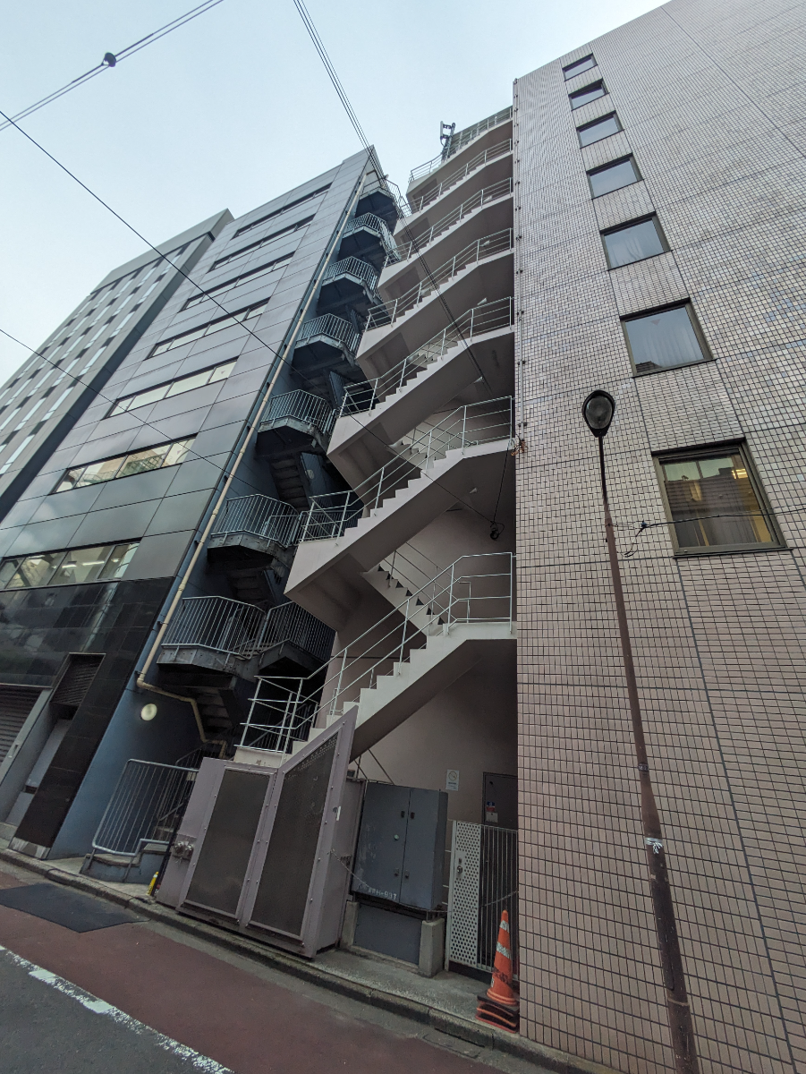 v20250427003015/fresh/building/J00100389592_6