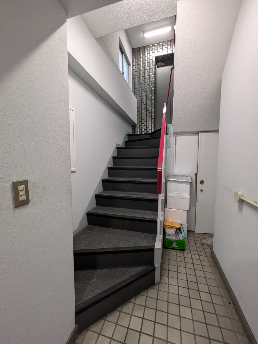 v20250427003015/fresh/building/J00100389669_5