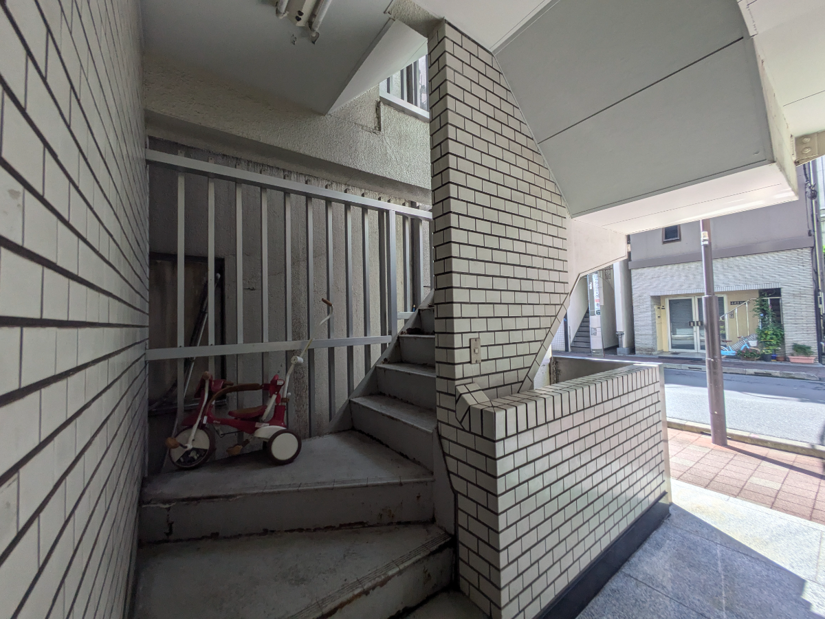 v20250427003015/fresh/building/J00100389678_12