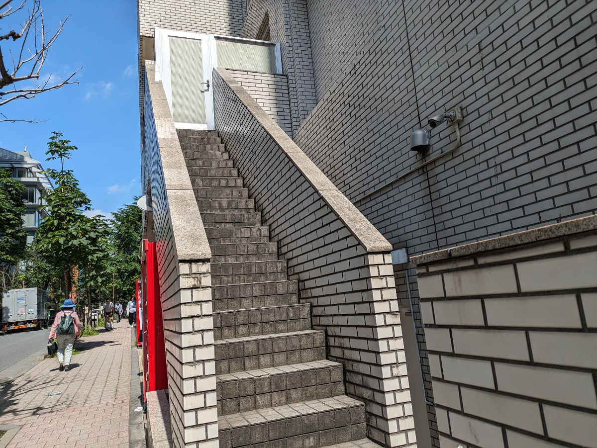 v20250427003015/fresh/building/J00100389785_12