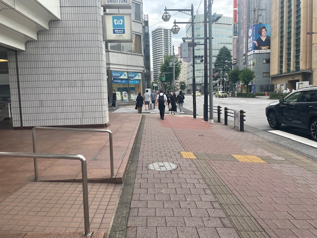 v20250427003015/fresh/building/J00100390640_15