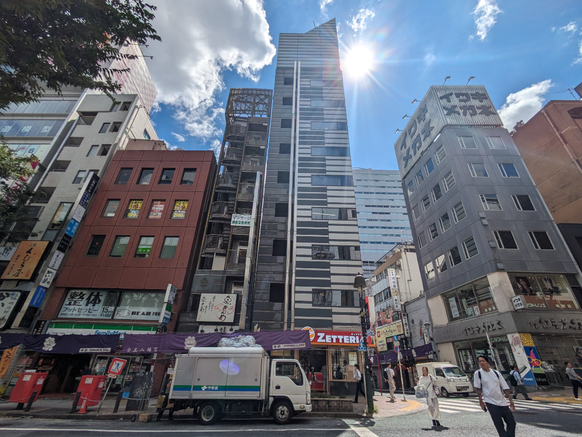 v20250427003015/fresh/building/J00100390733_16
