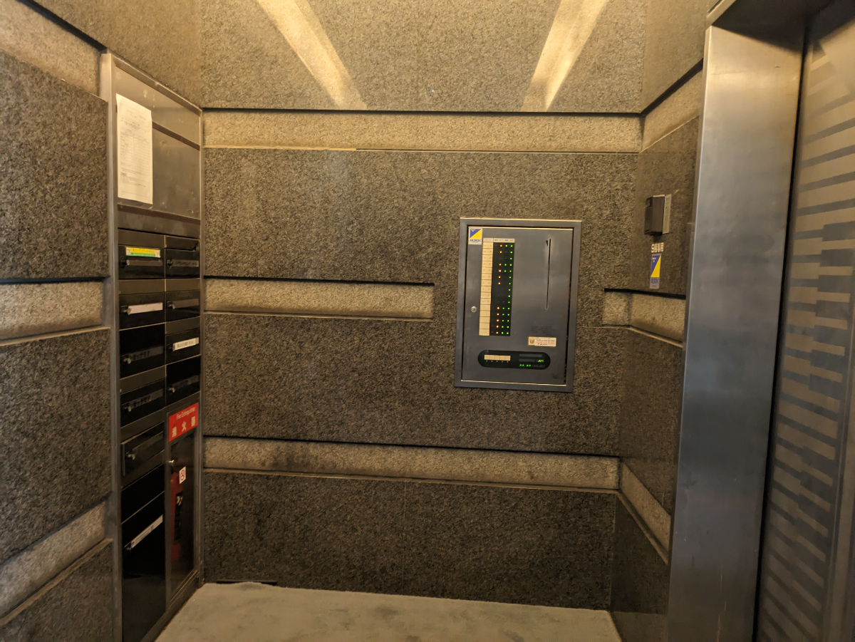 v20250427003015/fresh/building/J00100390733_6