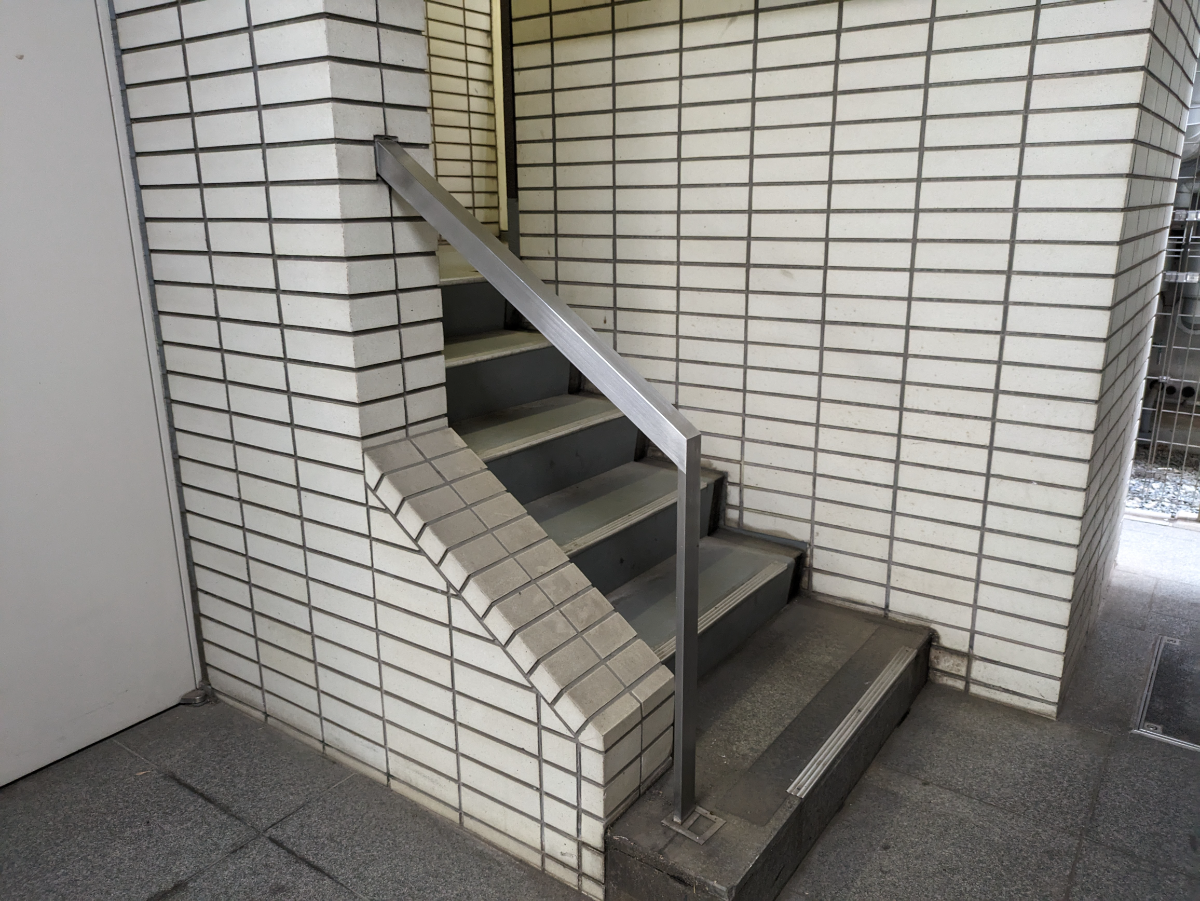 v20250427003015/fresh/building/J00100392106_11