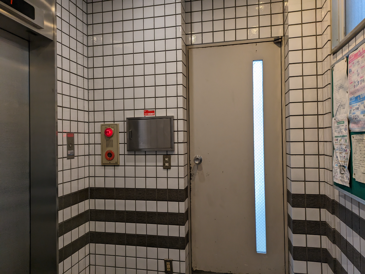 v20250427003015/fresh/building/J00100392129_15