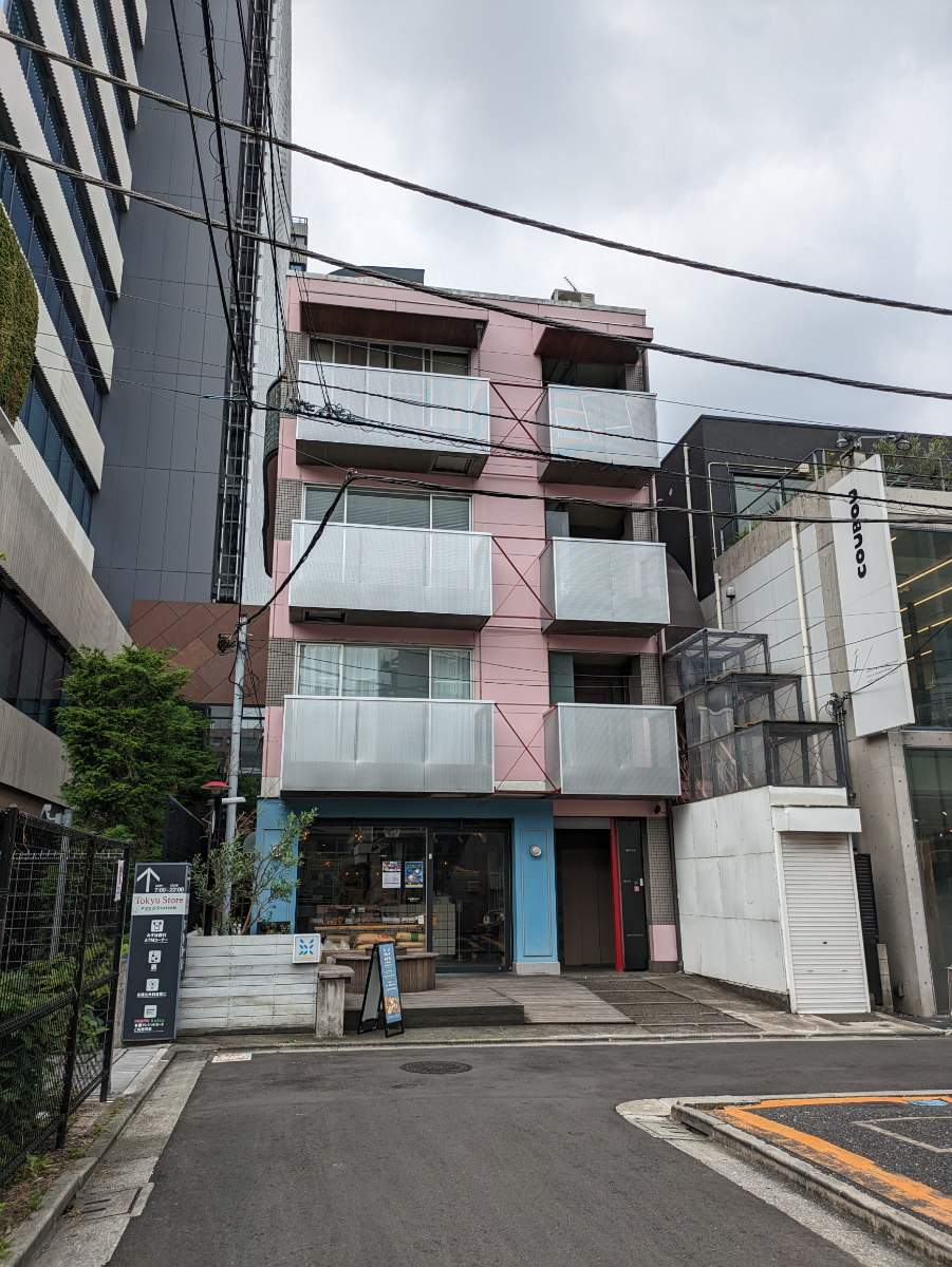 v20250427003015/fresh/building/J00100392154_5
