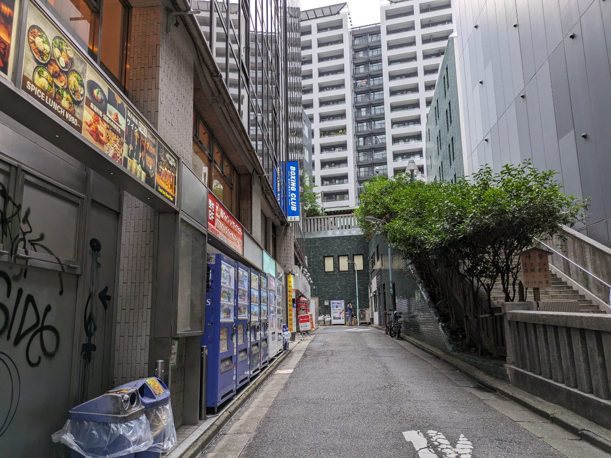 v20250427003015/fresh/building/J00100392180_12
