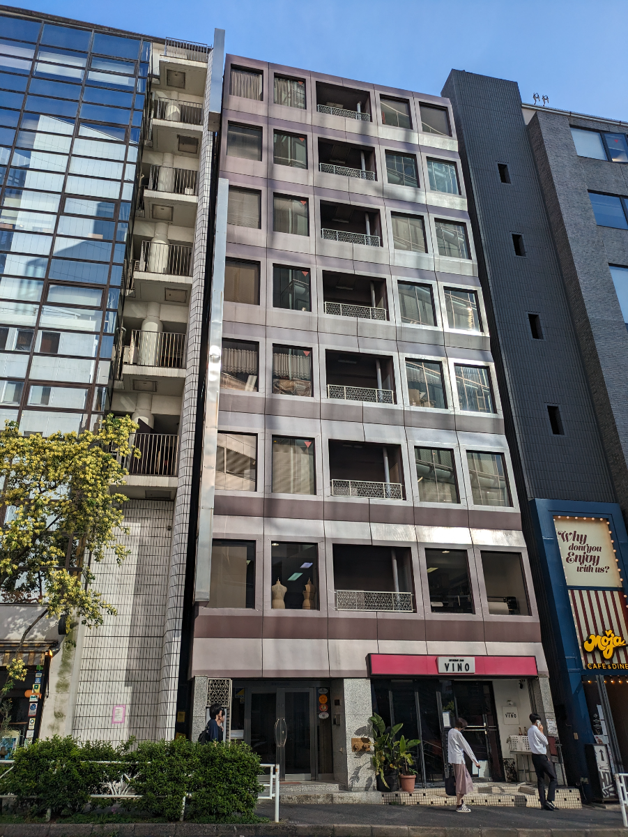 v20250427003015/fresh/building/J00100392183_12