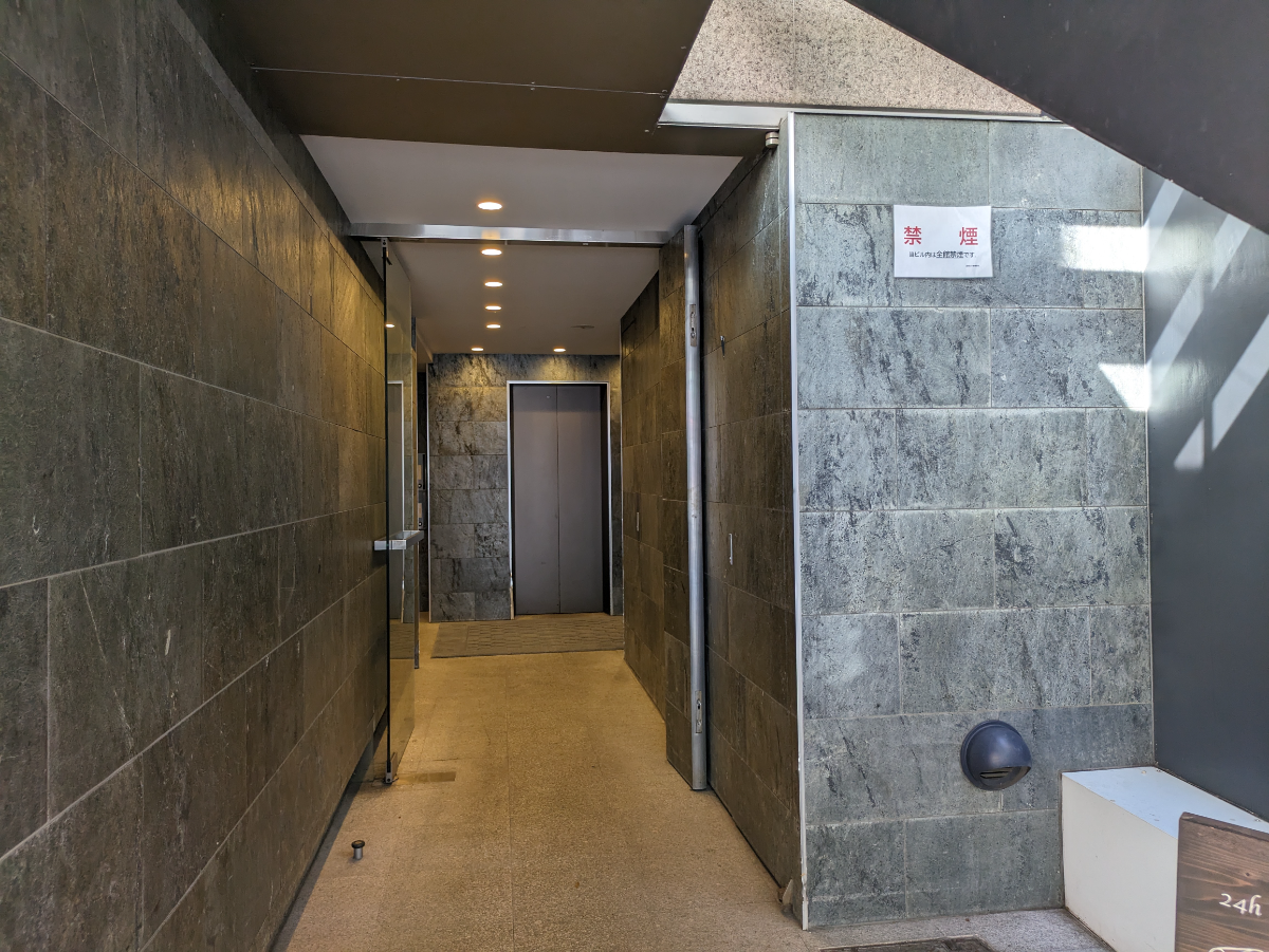 v20250427003015/fresh/building/J00100392189_7