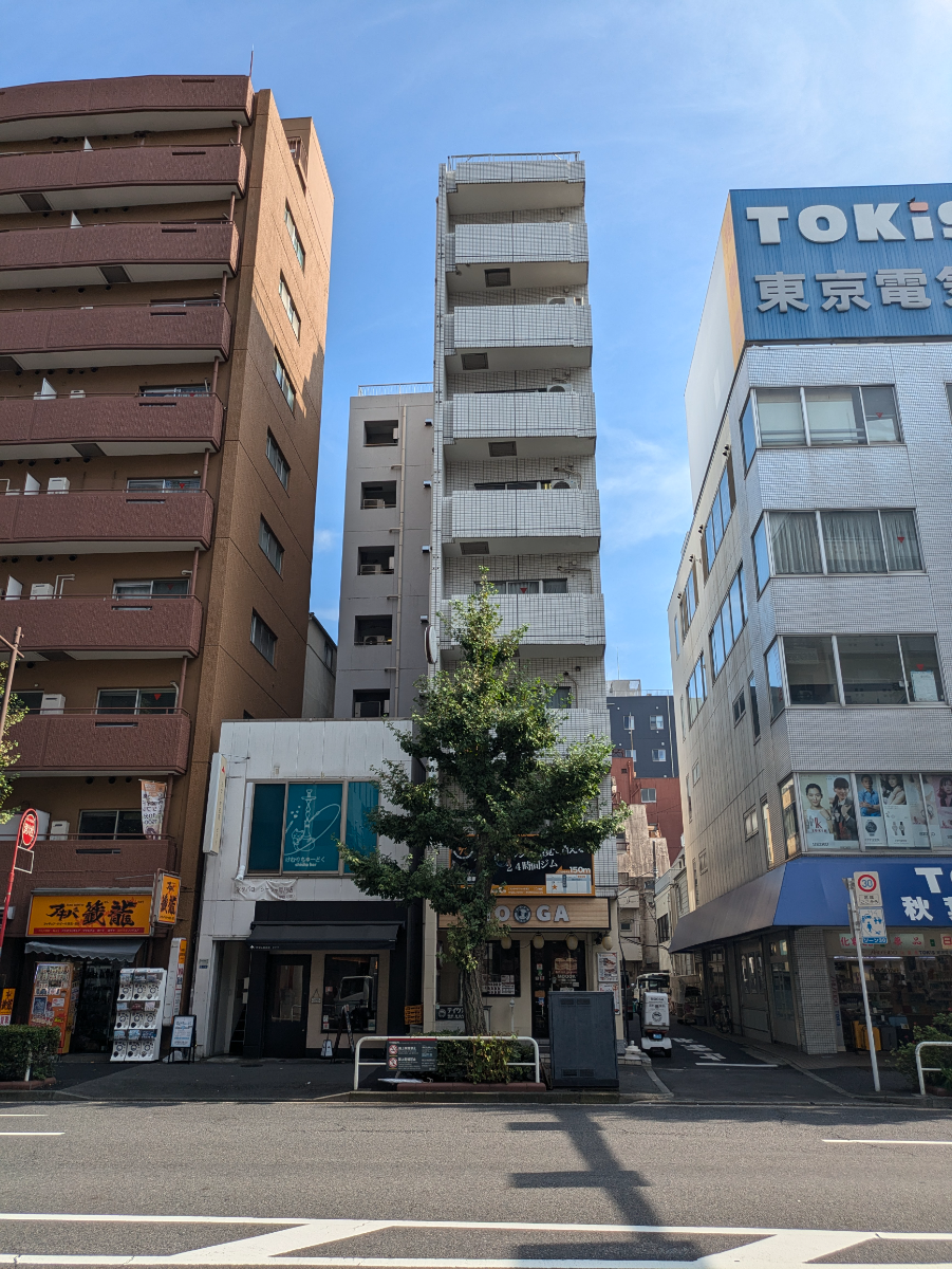 v20250427003410/fresh/building/J00100393038_1