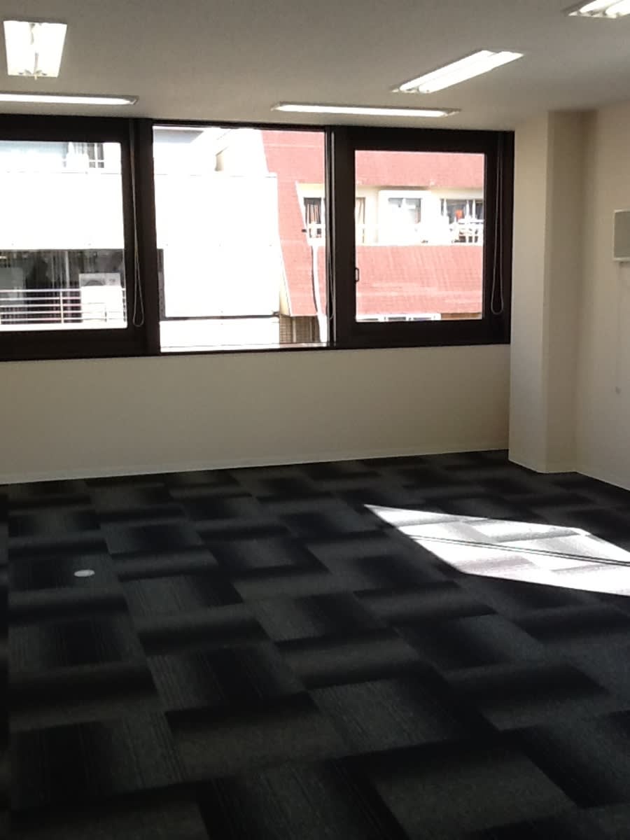 v20250427003410/fresh/building/J00100393985_5