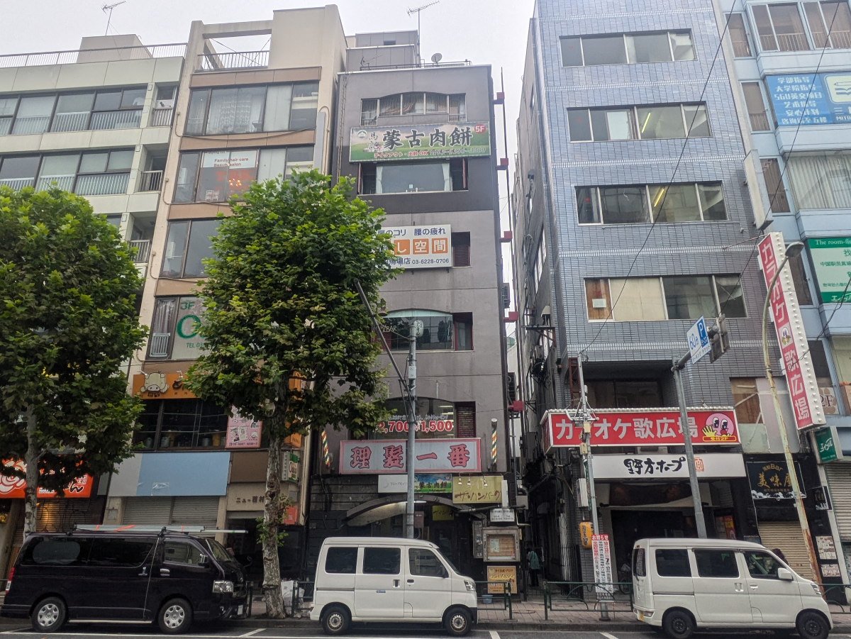 v20250427003410/fresh/building/J00100394285_1