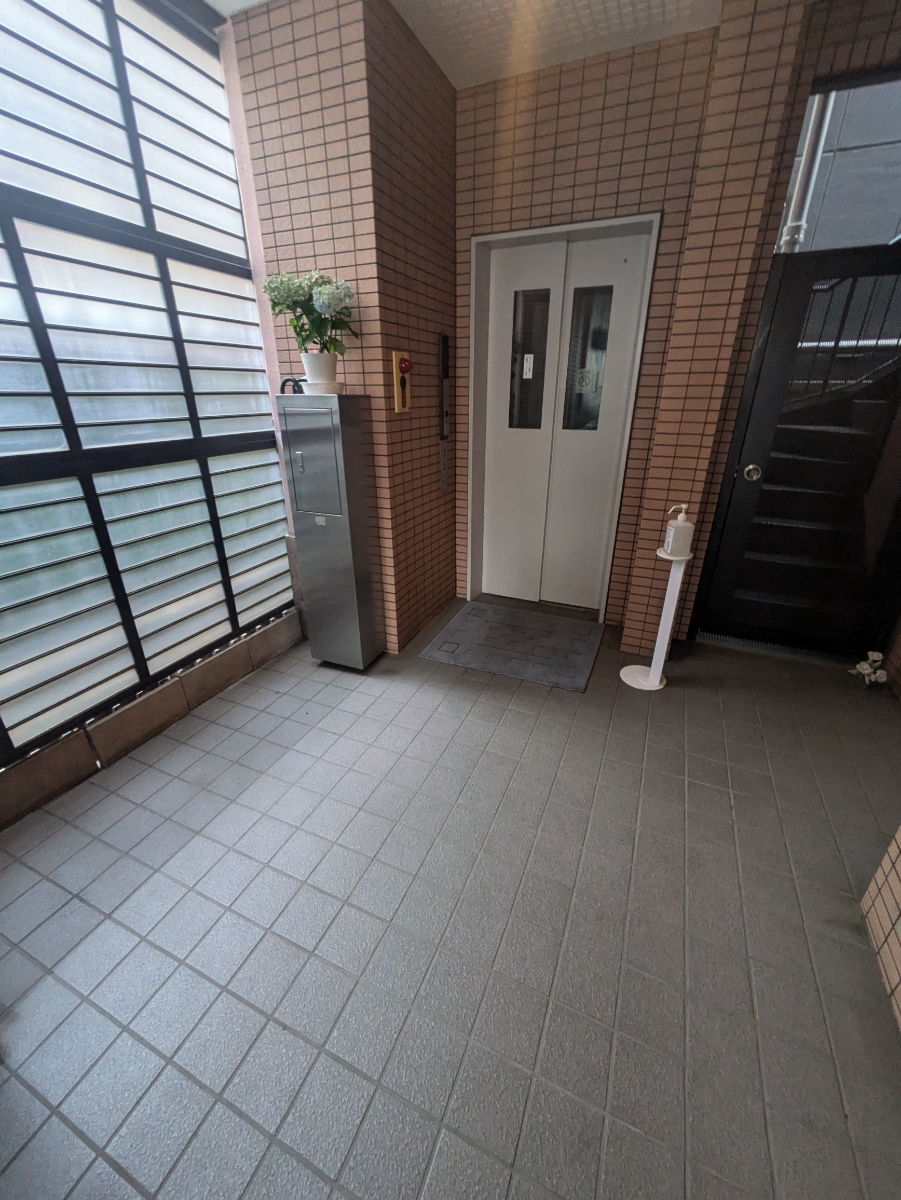 v20250427003410/fresh/building/J00100394383_4