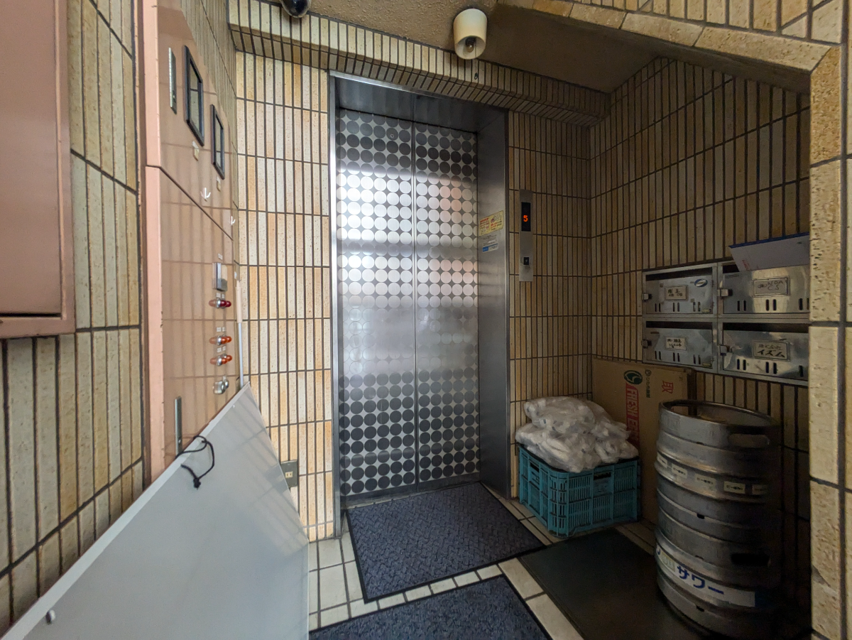 v20250427003410/fresh/building/J00100394476_4