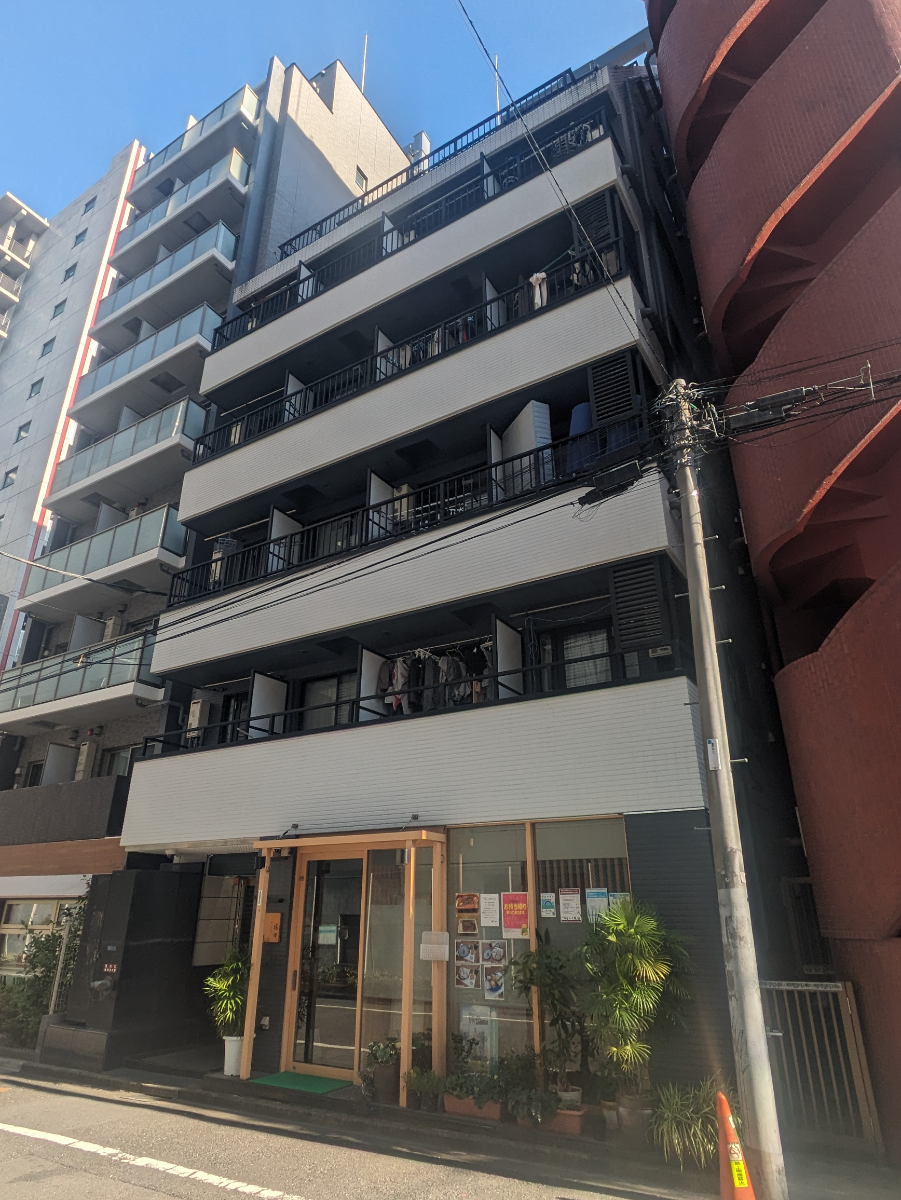 v20250427003410/fresh/building/J00100395102_5