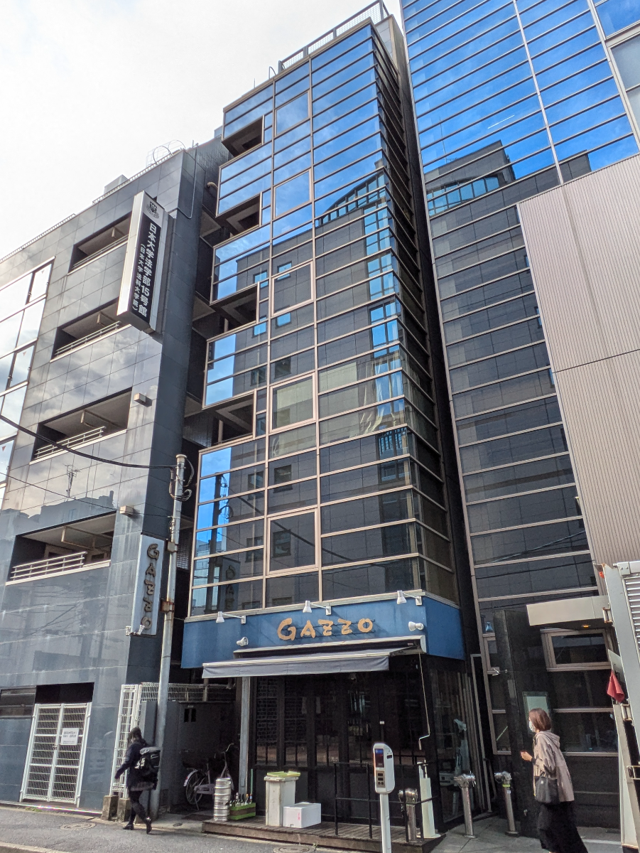 v20250427003410/fresh/building/J00100395432_1