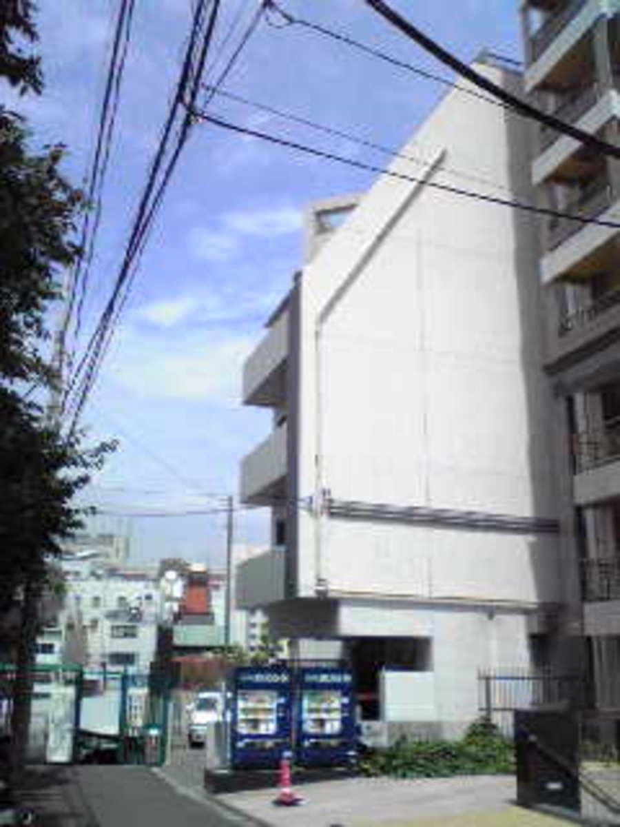 v20250427003410/fresh/building/J00100395601_1