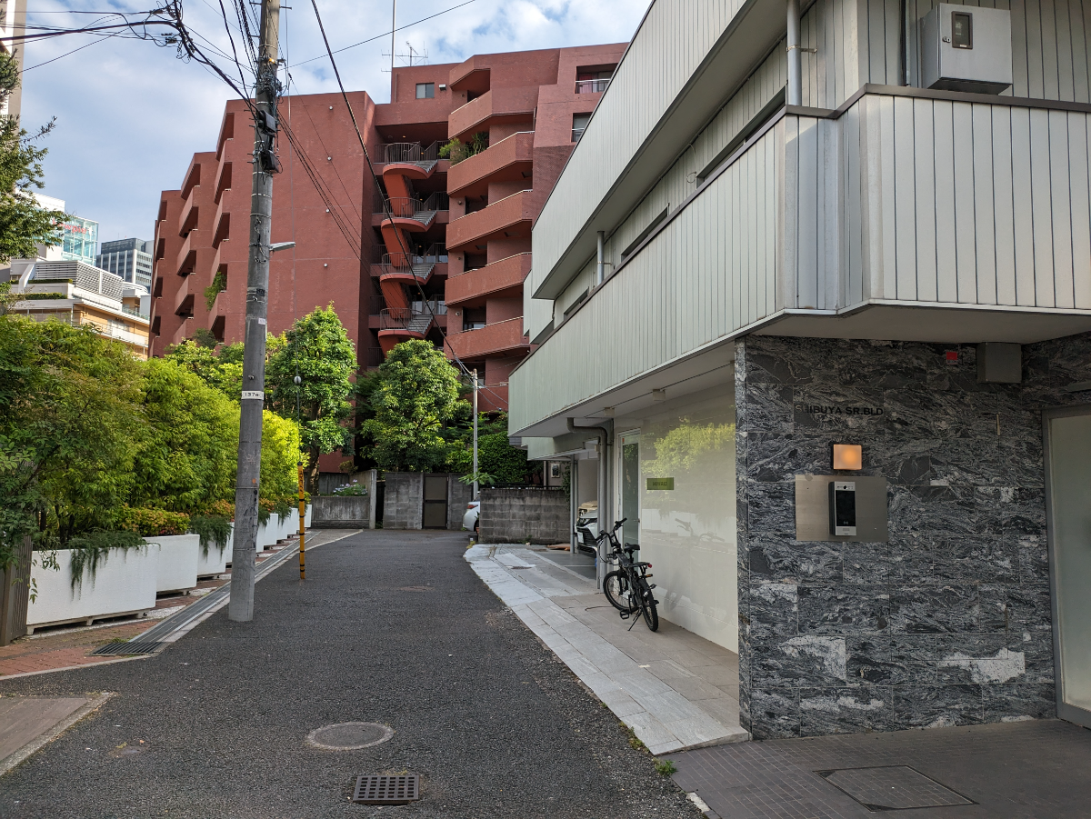 v20250427003410/fresh/building/J00100395661_10