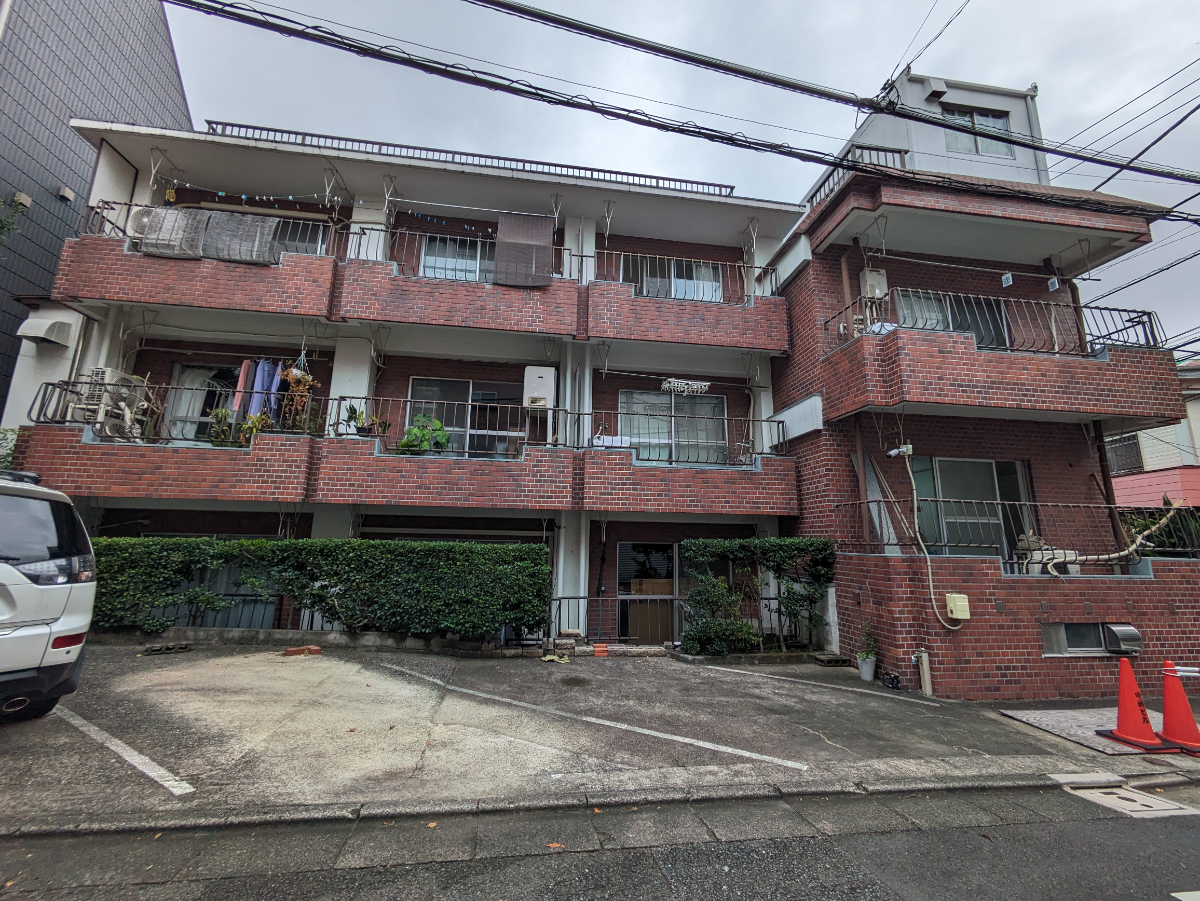 v20250427003410/fresh/building/J00100396655_1