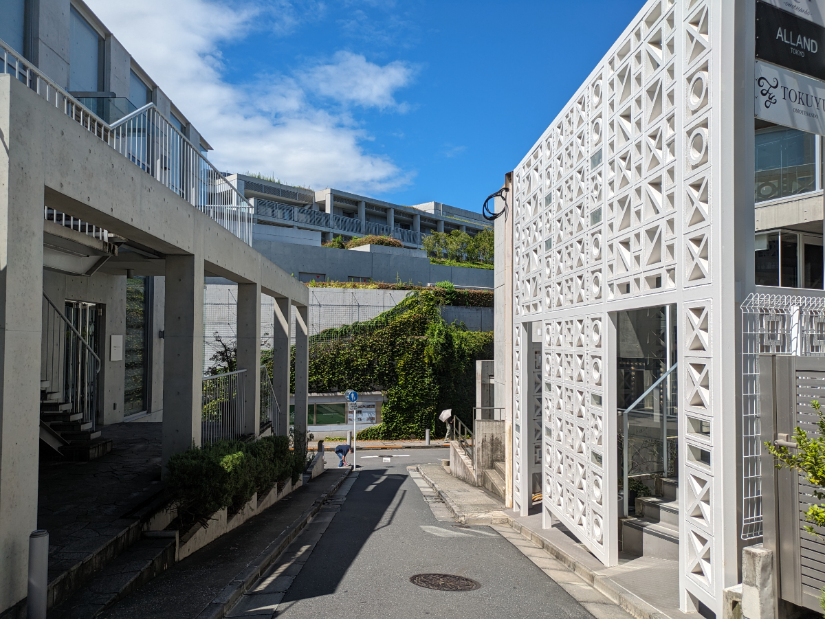 v20250427003805/fresh/building/J00100398144_17