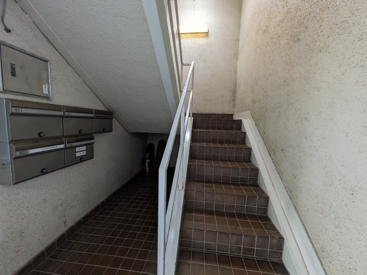 v20250427003805/fresh/building/J00100398216_4