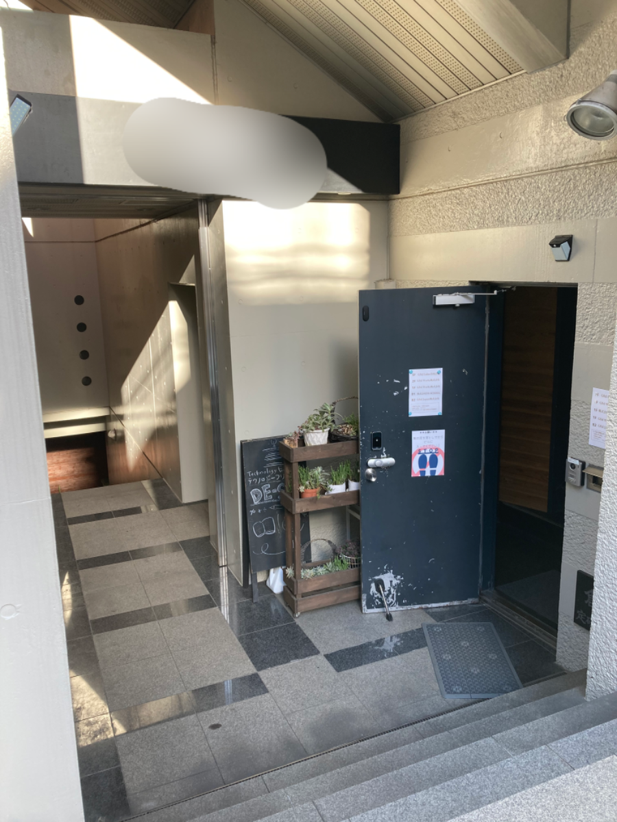 v20250427003805/fresh/building/J00100398252_3