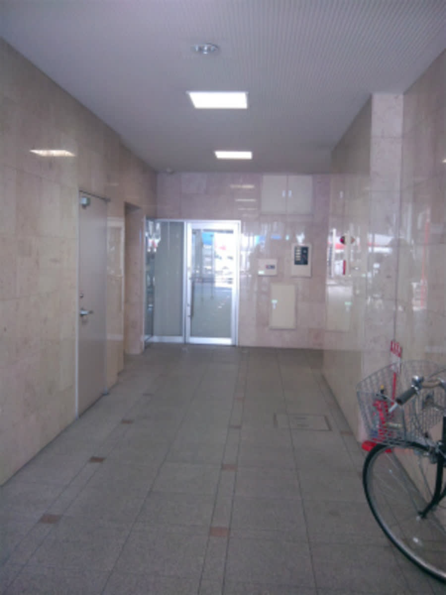 v20250427003805/fresh/building/J00100398656_4