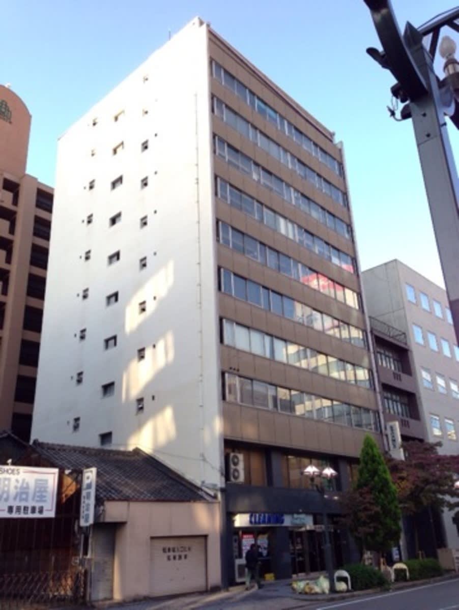 v20250427003805/fresh/building/J00100398752_1