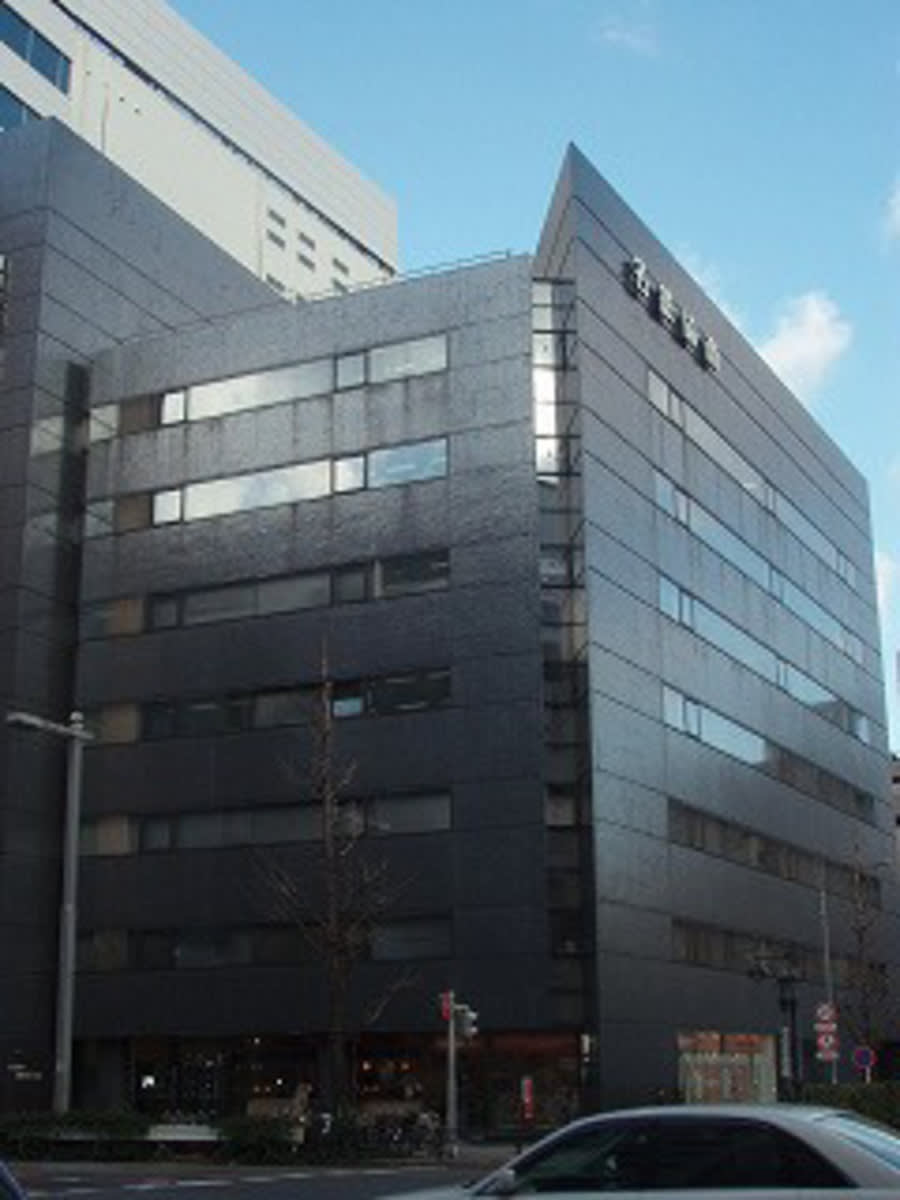v20250427003805/fresh/building/J00100400537_1