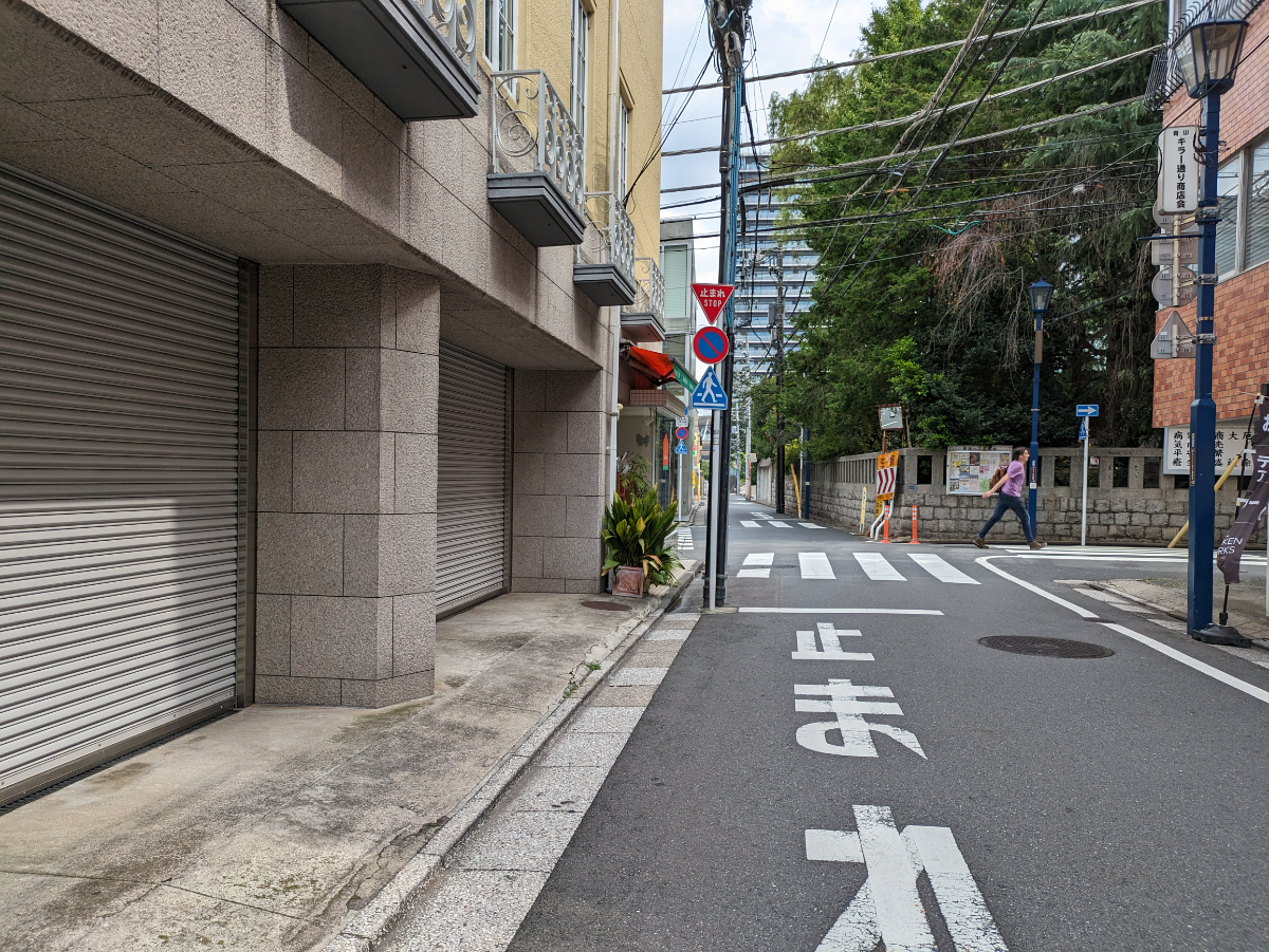 v20250427004119/fresh/building/J00100401884_2
