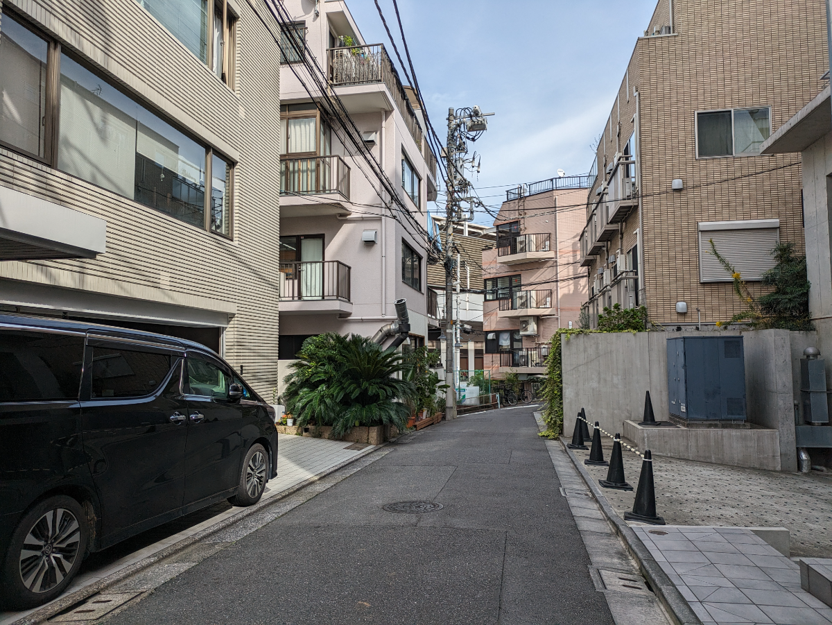 v20250427004119/fresh/building/J00100402728_2