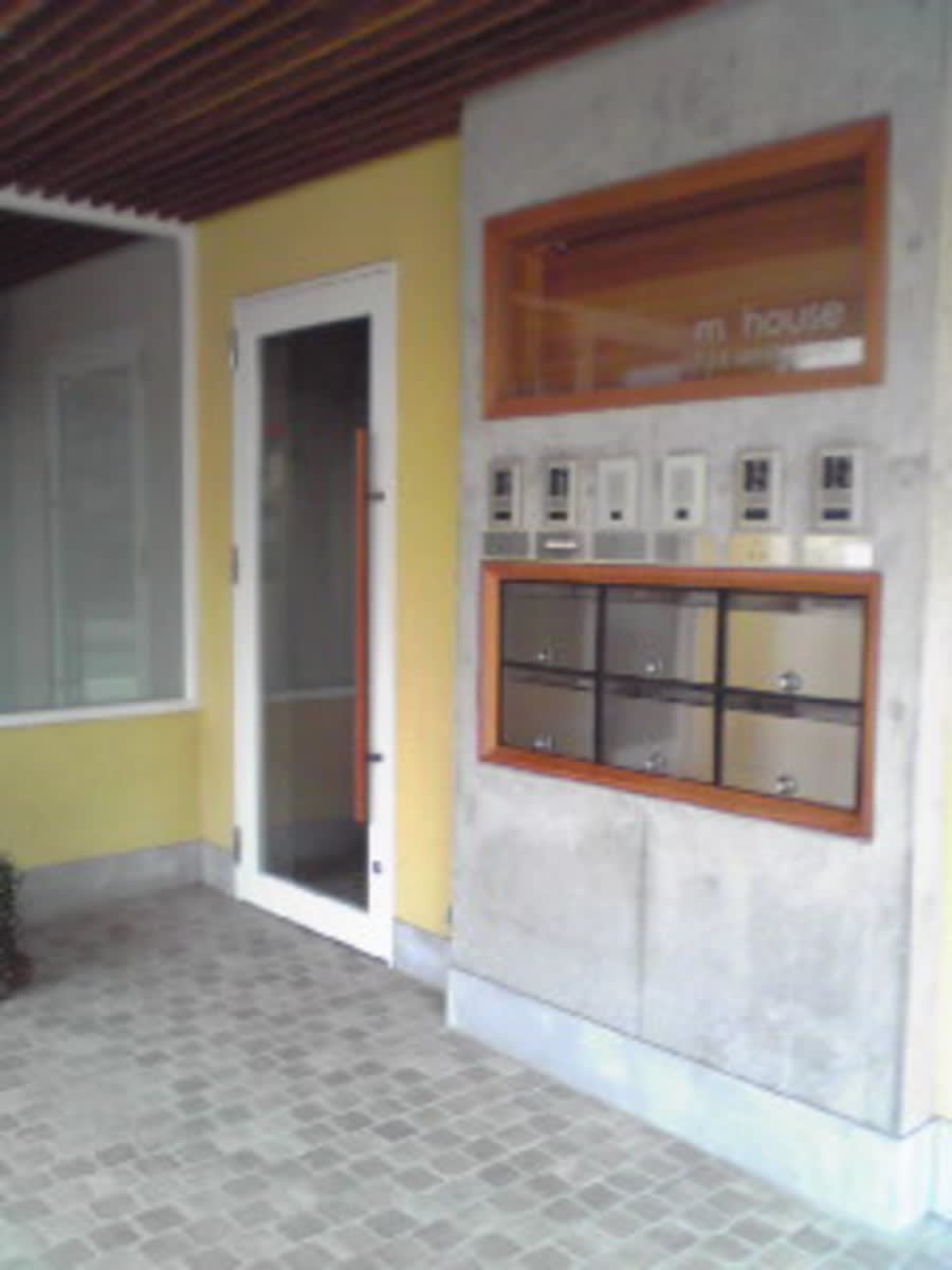 v20250427004119/fresh/building/J00100402736_3