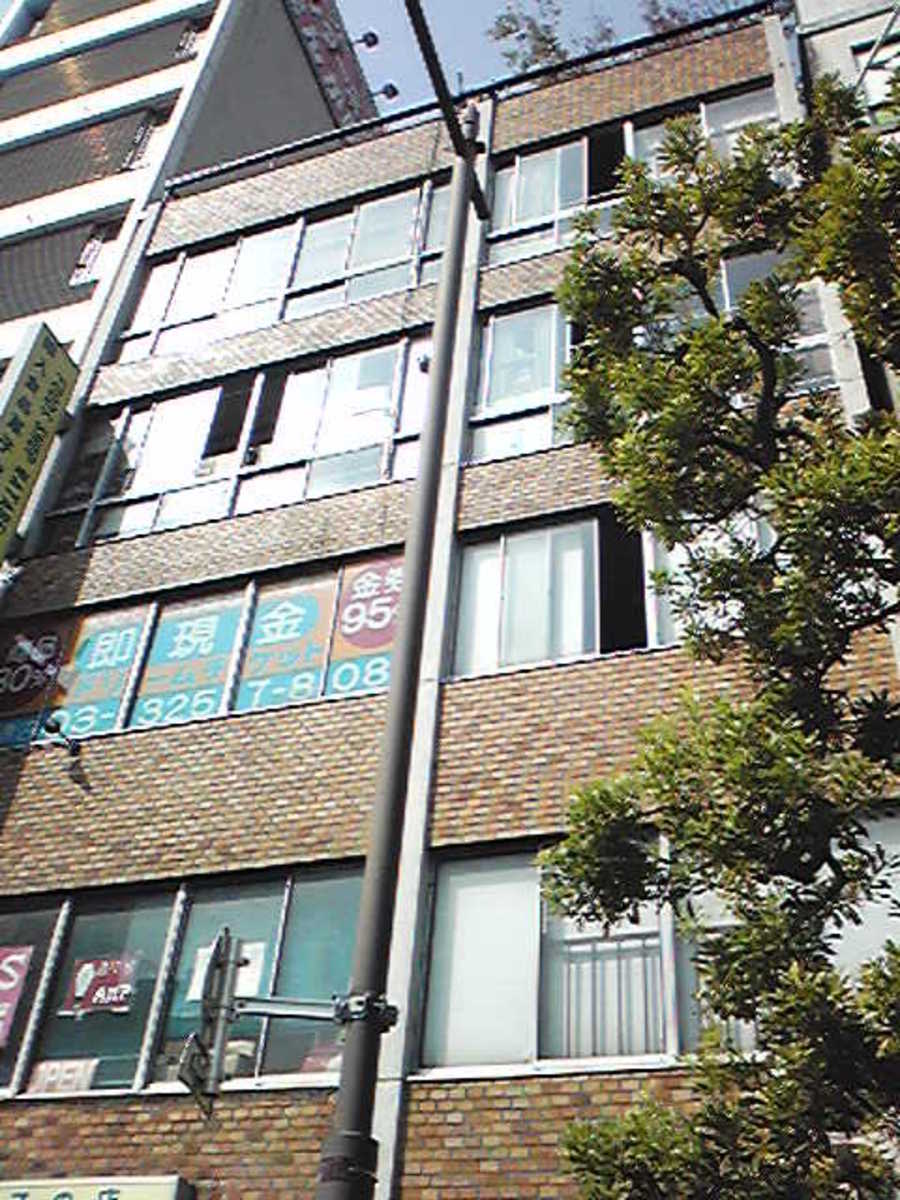 v20250427004119/fresh/building/J00100402807_1