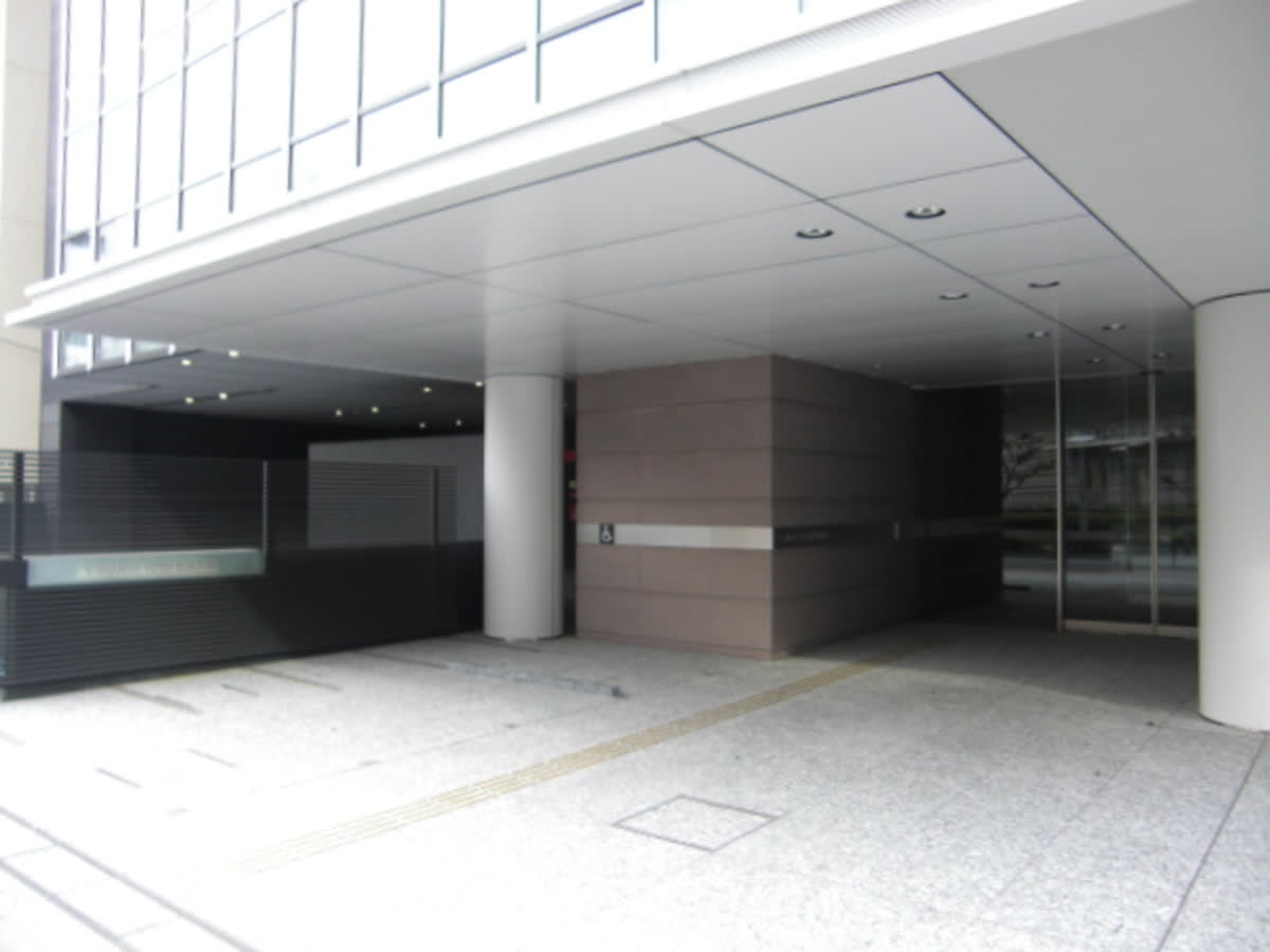 v20250427004119/fresh/building/J00100403570_3