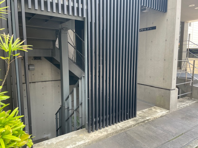 v20250427004119/fresh/building/J00100405381_3