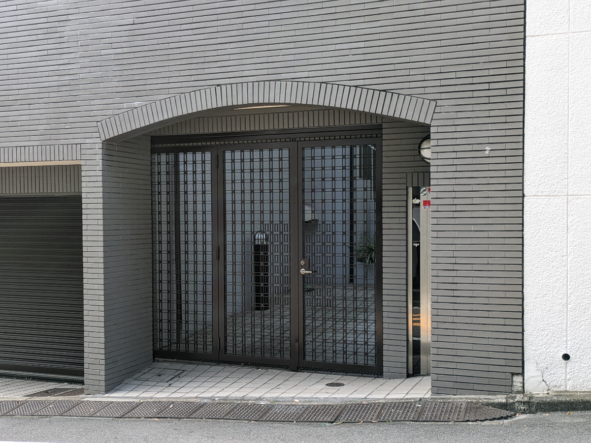 v20250427004120/fresh/building/J00100401893_7