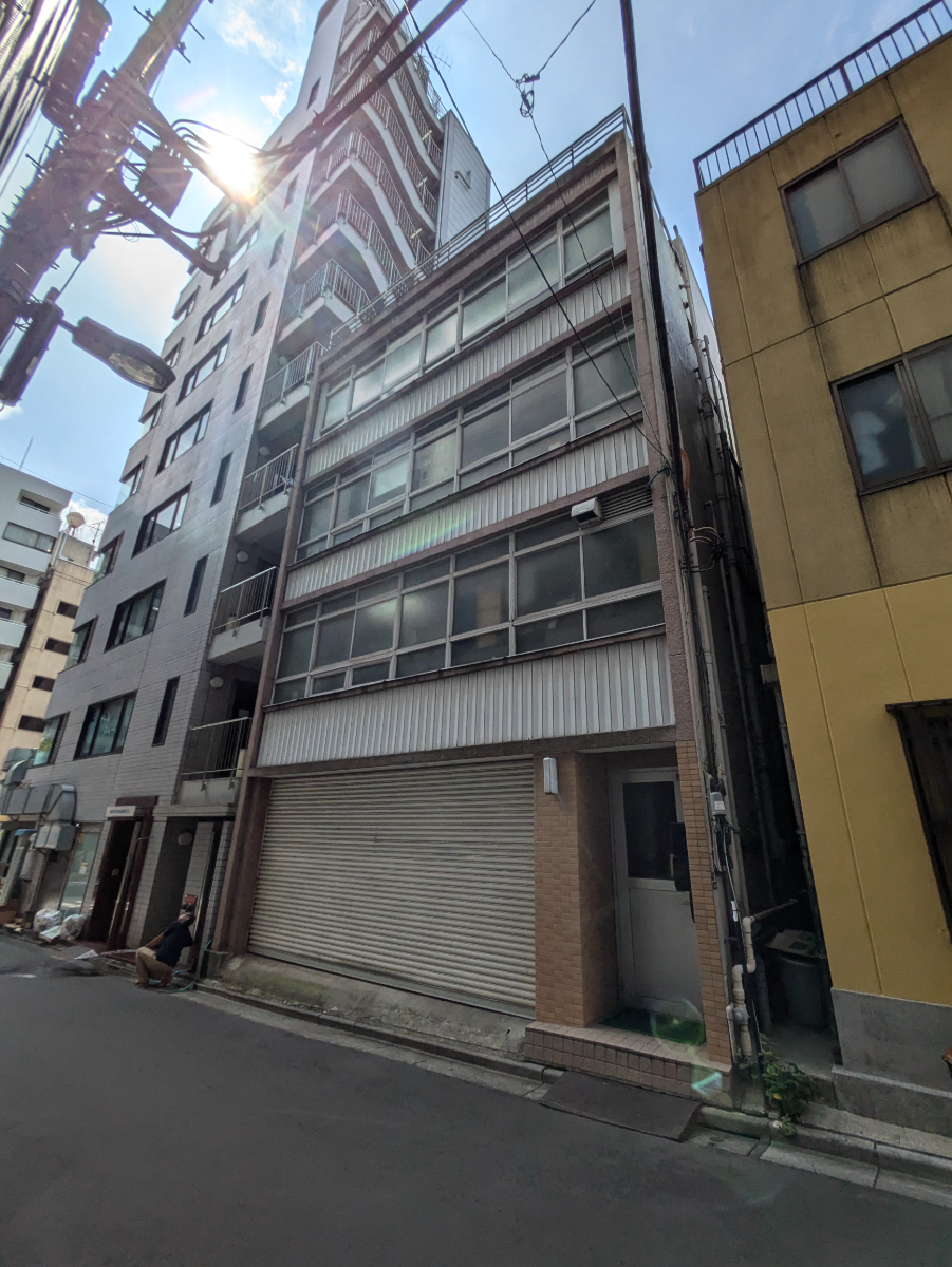 v20250427004120/fresh/building/J00100402806_5