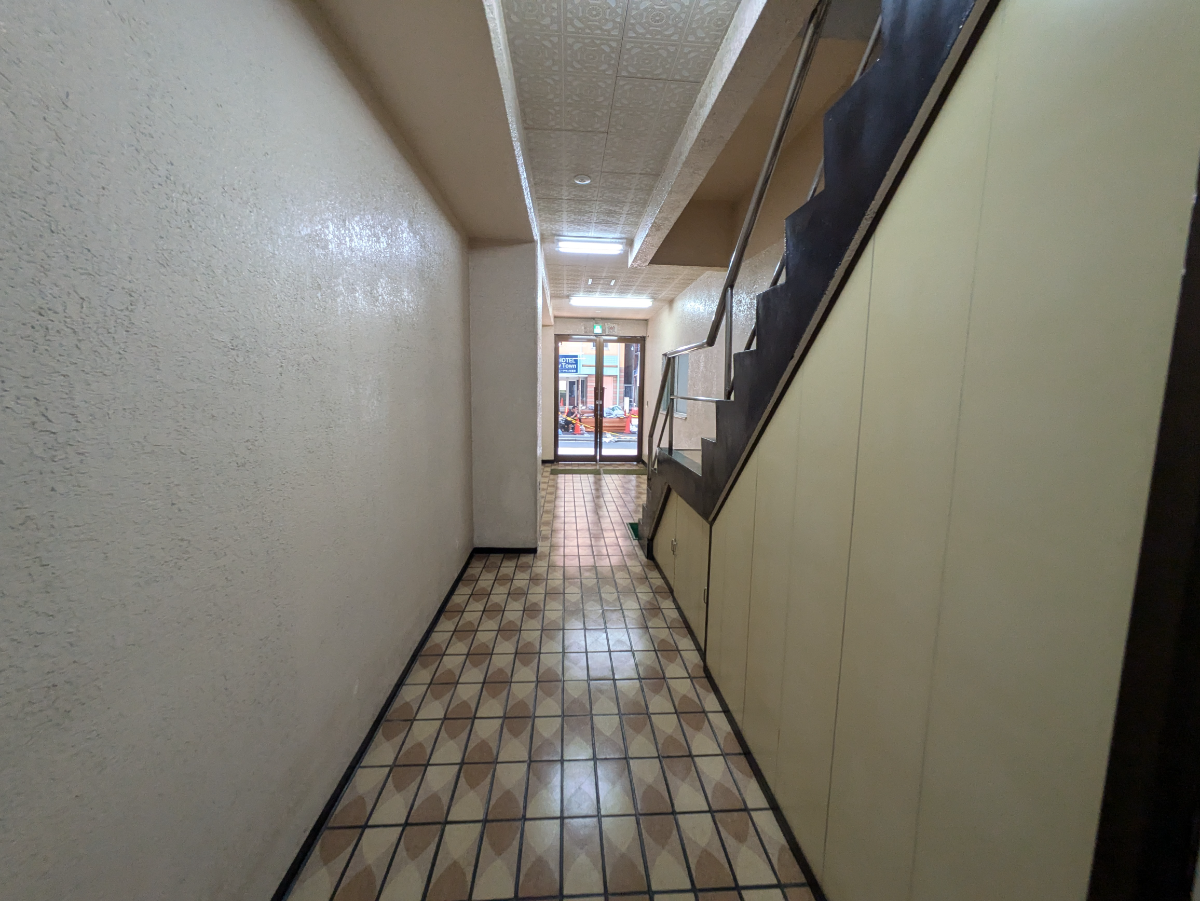 v20250427004120/fresh/building/J00100403233_10