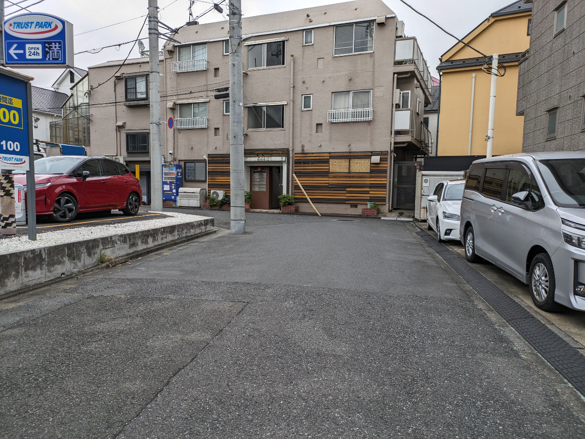v20250427004120/fresh/building/J00100403333_7