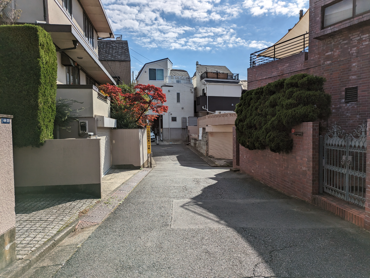 v20250427004120/fresh/building/J00100404030_13