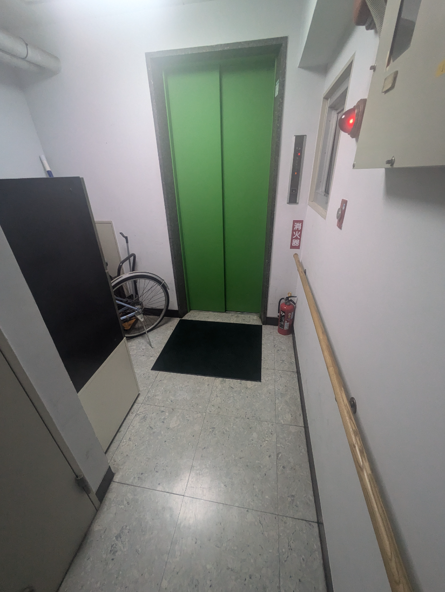 v20250427004120/fresh/building/J00100404373_4