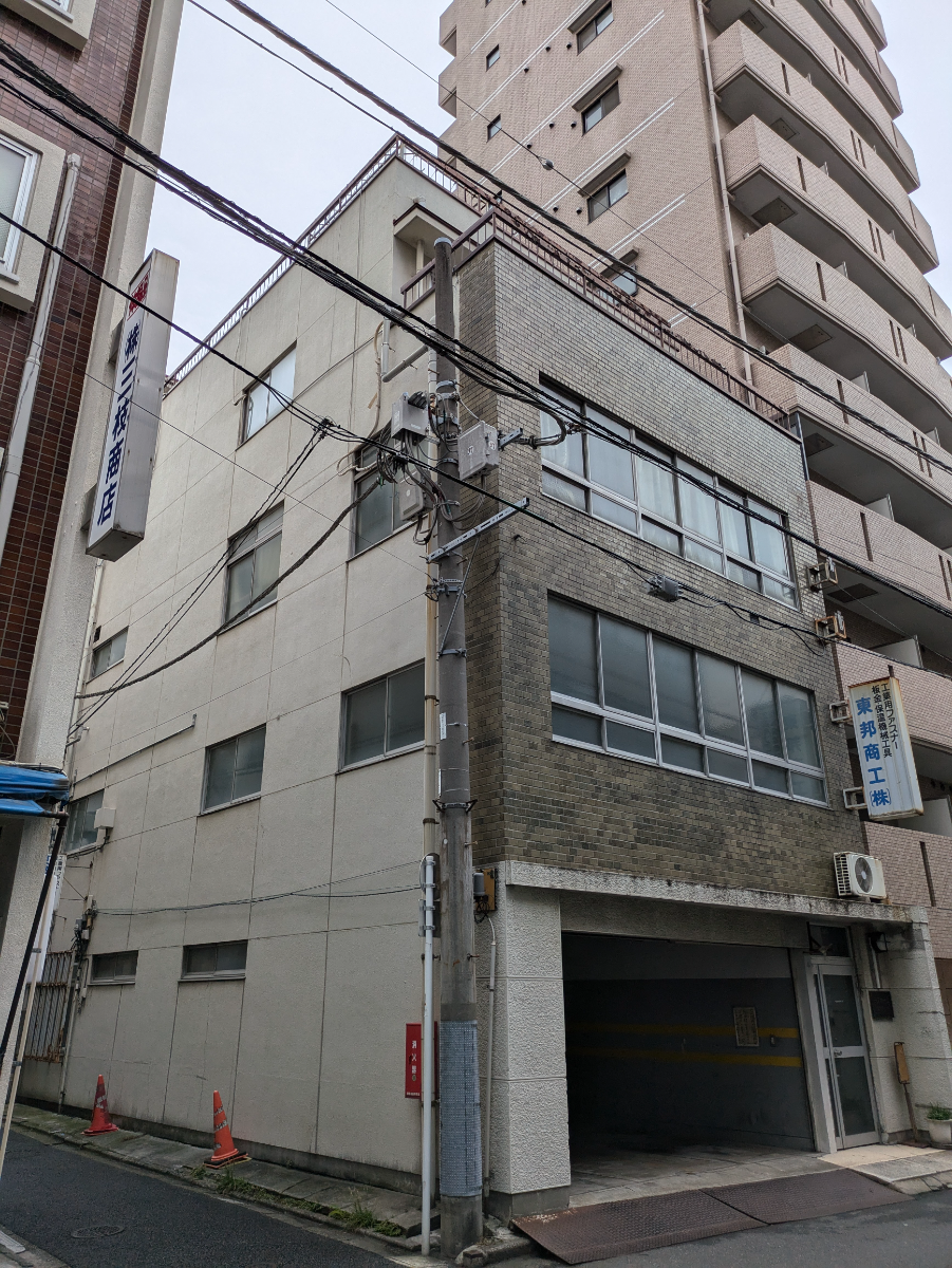 v20250427004120/fresh/building/J00100404534_5
