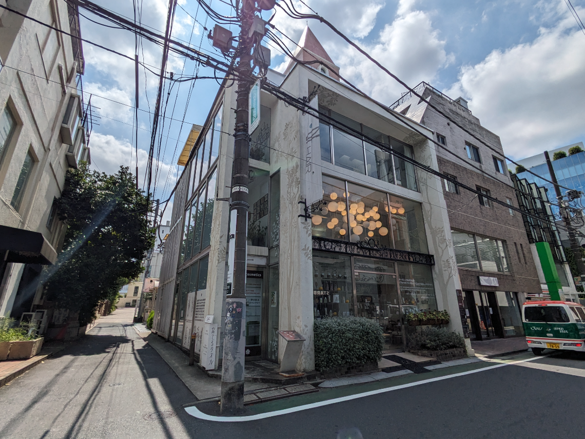 v20250427004120/fresh/building/J00100404714_1